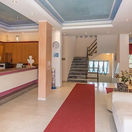 Primavera Hotel 3*